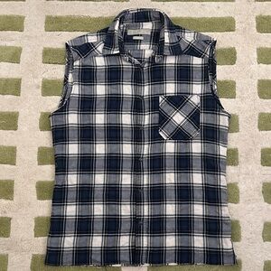 Zara Sleeveless Blue and White Plaid Shirt